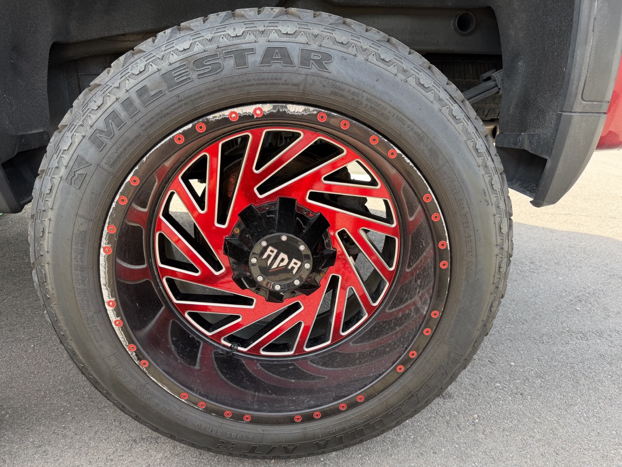 Wheel curb rash before repair